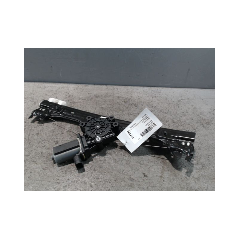 MECANISME+MOTEUR LEVE-GLACE AVANT DROIT FIAT 500 2007-