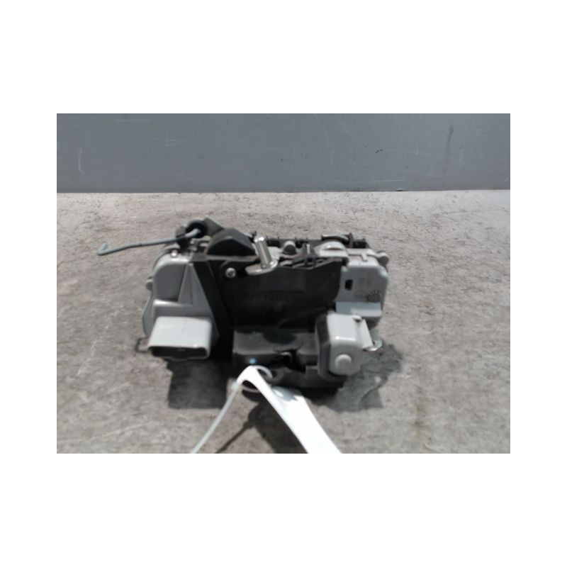 SYSTEME CONDAMNATION AVANT GAUCHE CITROEN XSARA PICASSO