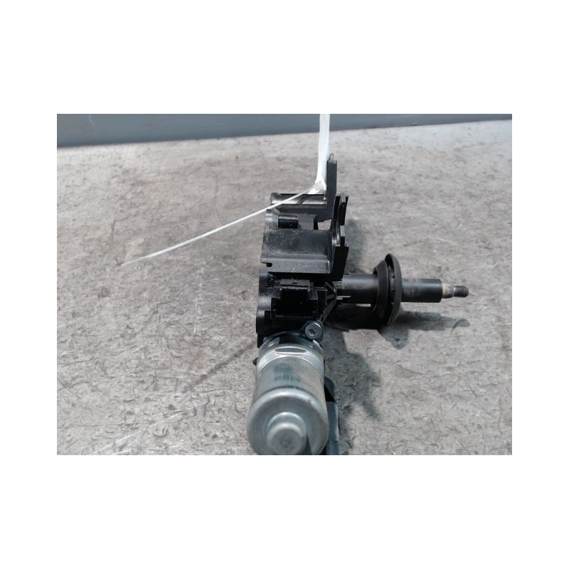 MOTEUR ESSUIE-GLACE ARRIERE RENAULT TWINGO