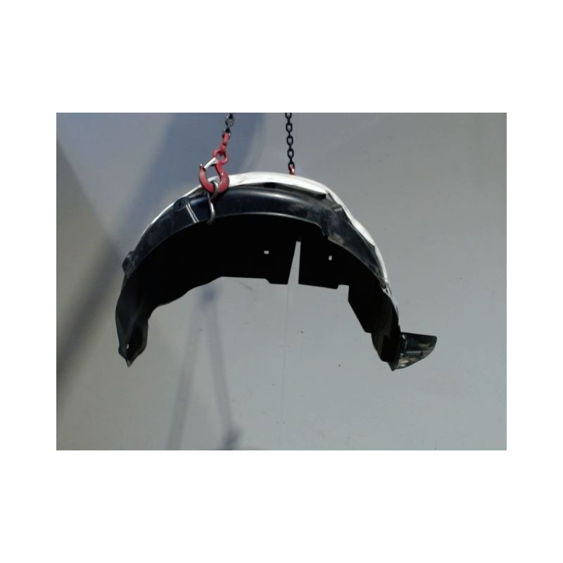 PARE-BOUE ARRIERE GAUCHE RENAULT MEGANE III ESTATE 09-