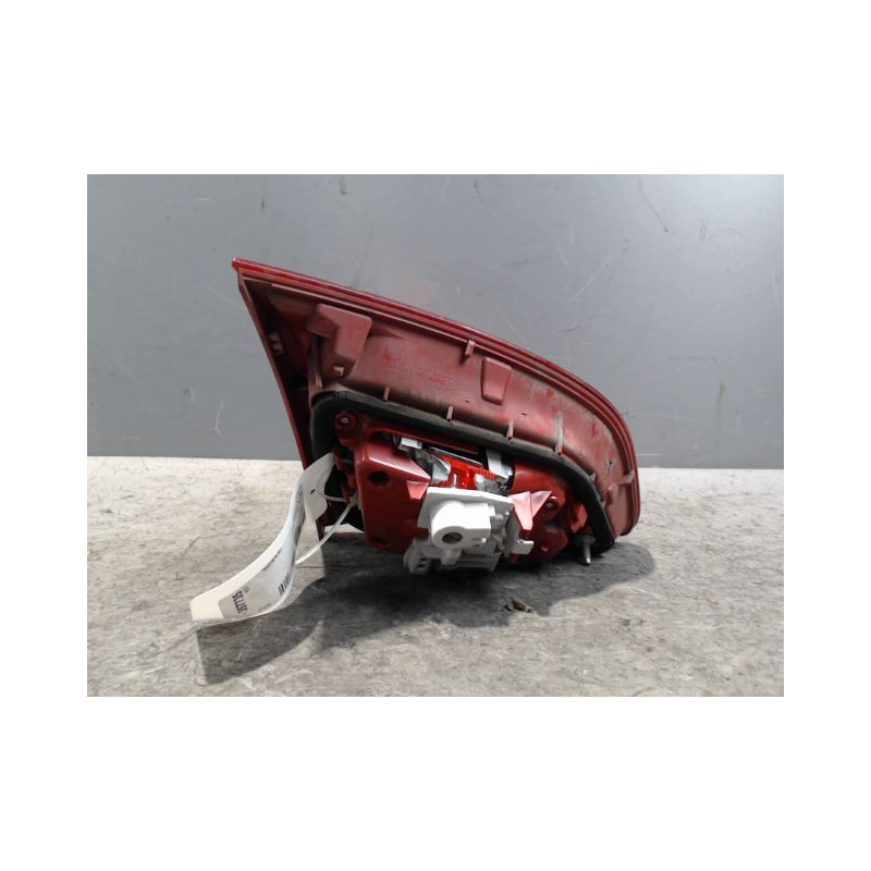 FEU ARRIERE INTERIEUR DROIT OPEL MERIVA 2006-