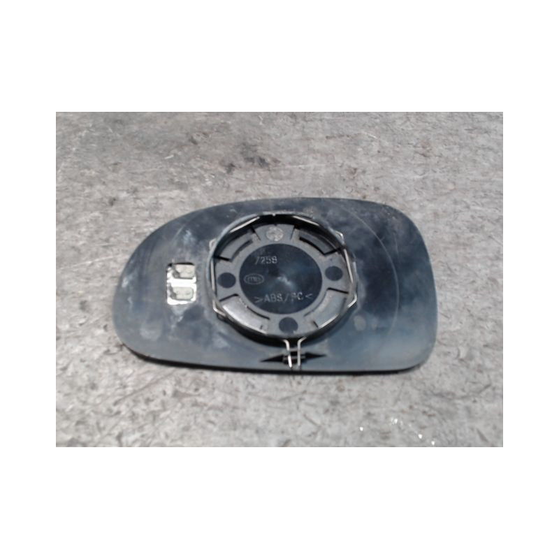 GLACE RETROVISEUR EXT D PEUGEOT 406 99-04