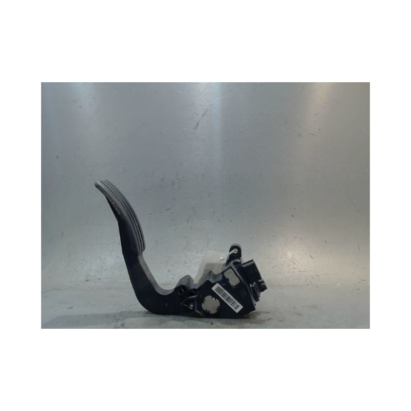 PEDALE ACCELERATEUR DACIA DOKKER