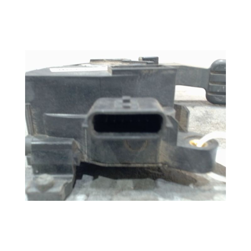 PEDALE ACCELERATEUR DACIA DOKKER