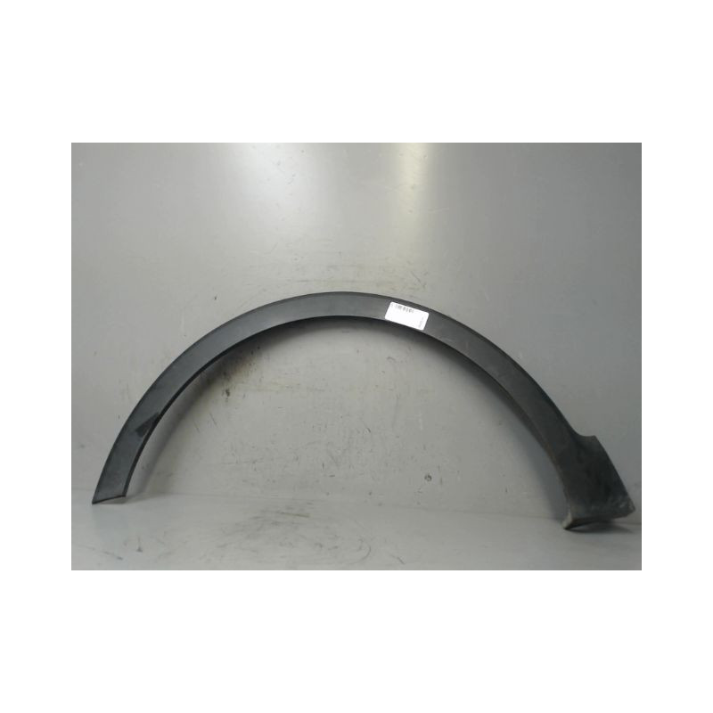 ELARGISSEUR AILE AVANT GAUCHE RENAULT CAPTUR
