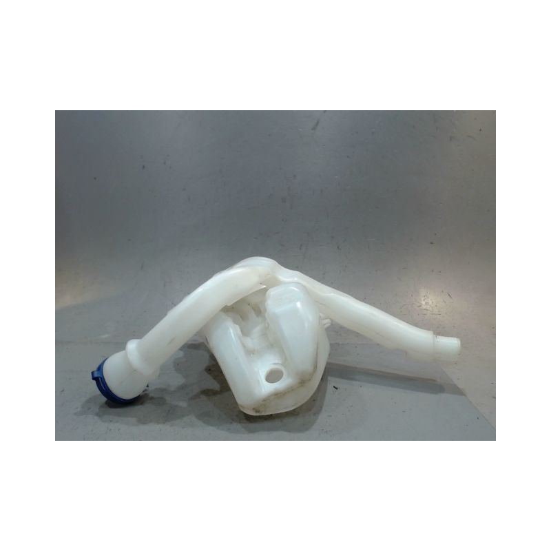 RESERVOIR LAVE-GLACE AVANT CITROEN C3
