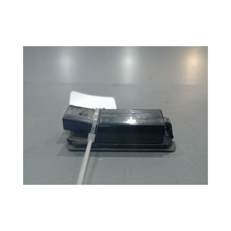 ECLAIREUR PLAQUE DE POLICE DROIT VOLKSWAGEN POLO