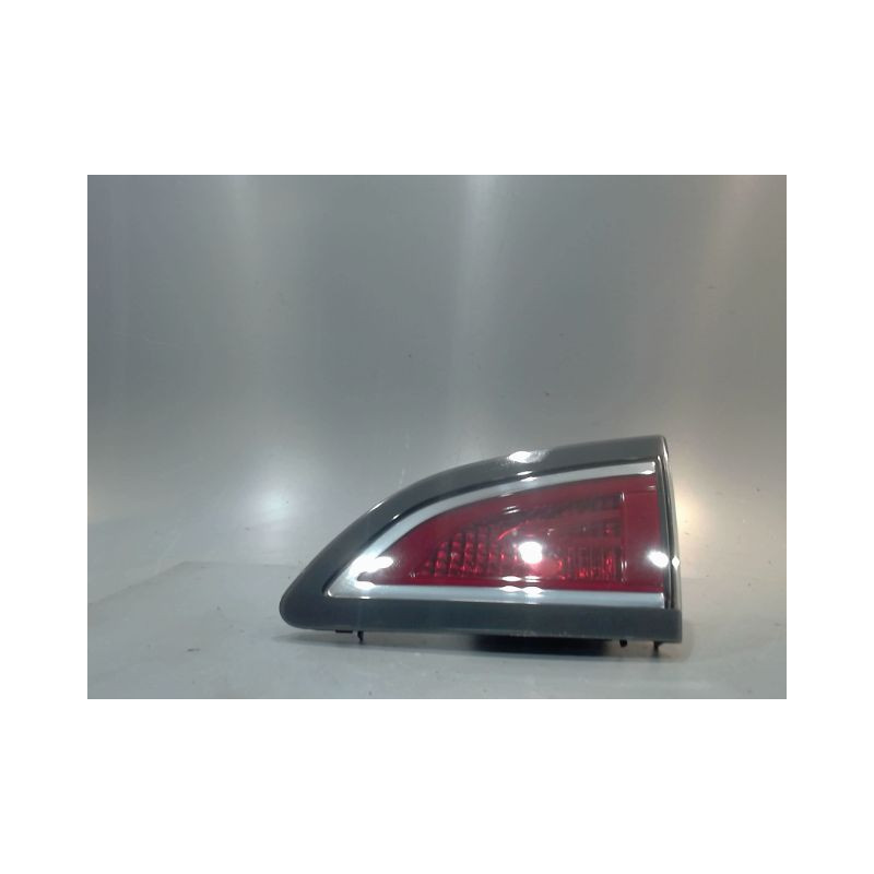 FEU ARRIERE INTERIEUR DROIT RENAULT MEGANE