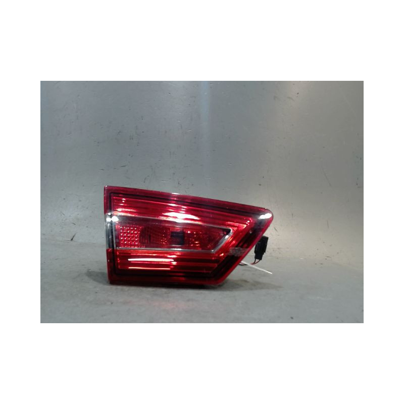FEU ARRIERE INTERIEUR GAUCHE RENAULT CLIO