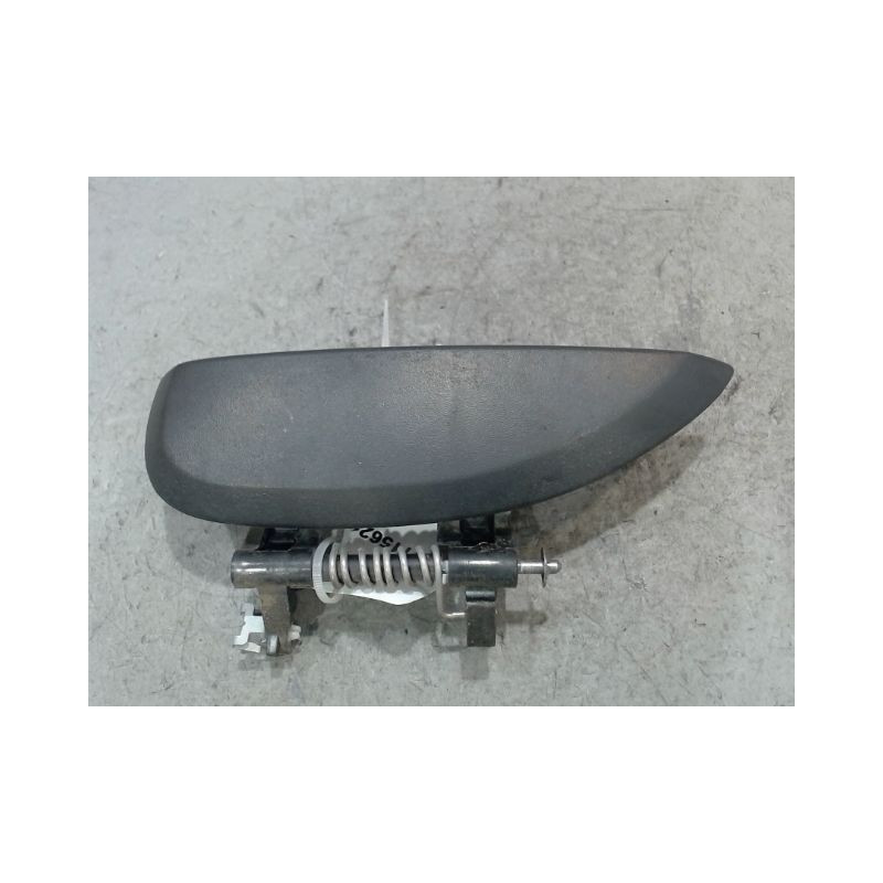 POIGNEE EXTERIEURE PORTE AVANT GAUCHE DACIA SANDERO