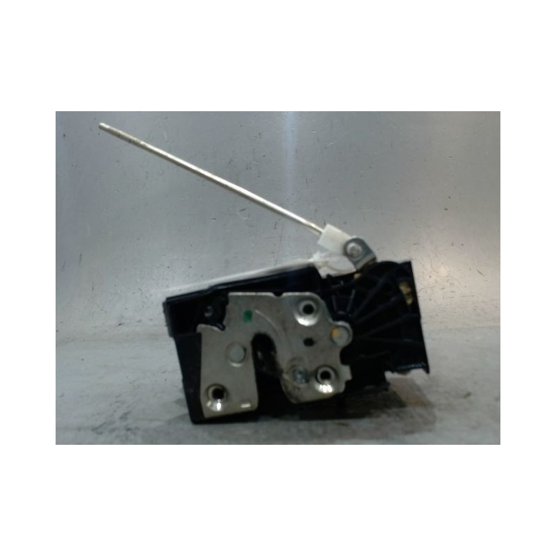 SYSTEME CONDAMNATION ARRIERE DROIT DACIA SANDERO