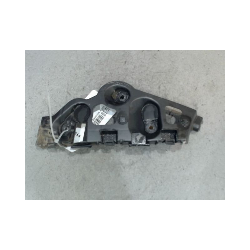 SUPPORT PARE-CHOC ARD DACIA SANDERO