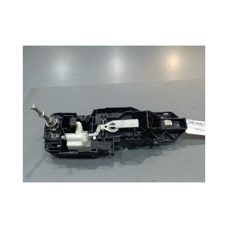 POIGNEE EXTERIEURE PORTE AVANT GAUCHE RENAULT MEGANE