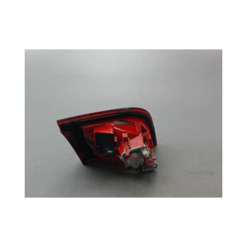 FEU ARRIERE INTERIEUR DROIT AUDI A3 SPORTBACK II Phase 2 (8P) 2008-2012