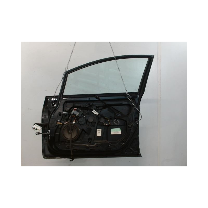 PORTE AVANT DROIT FORD FIESTA