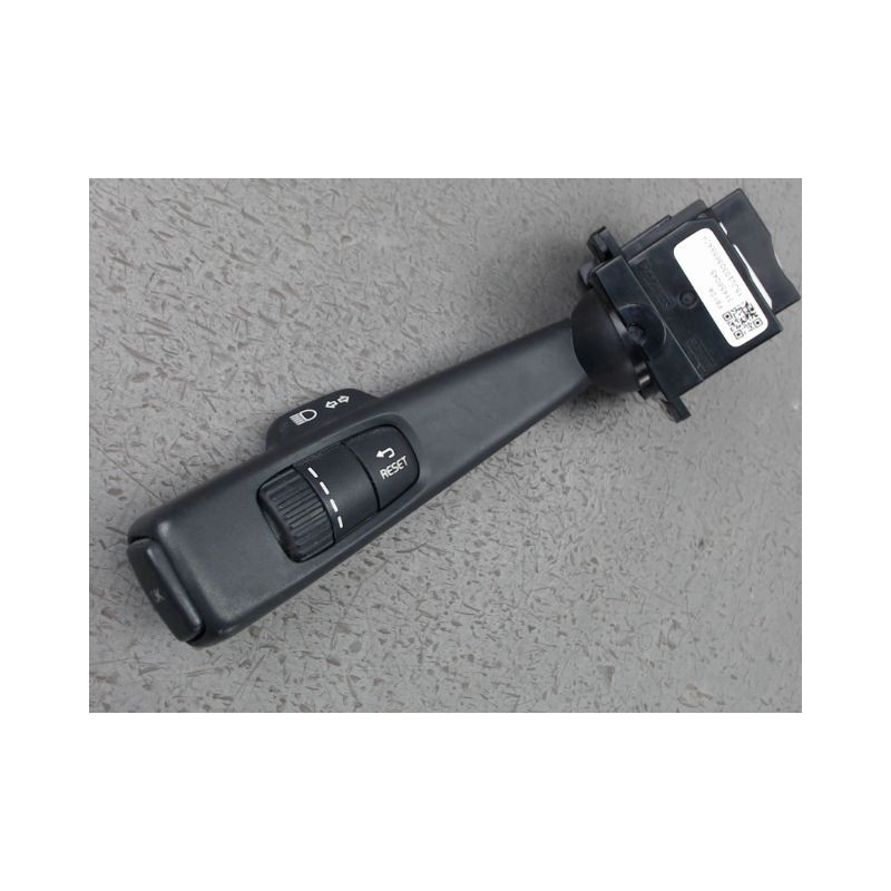 COMMANDE CLIGNOTANT VOLVO V40