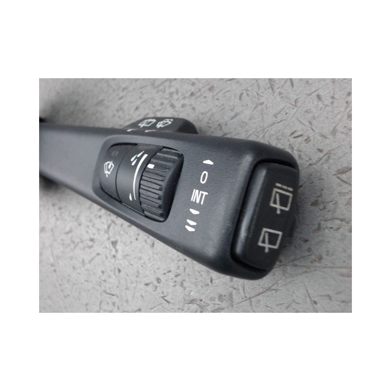 COMMANDE ESSUIE GLACE VOLVO V40