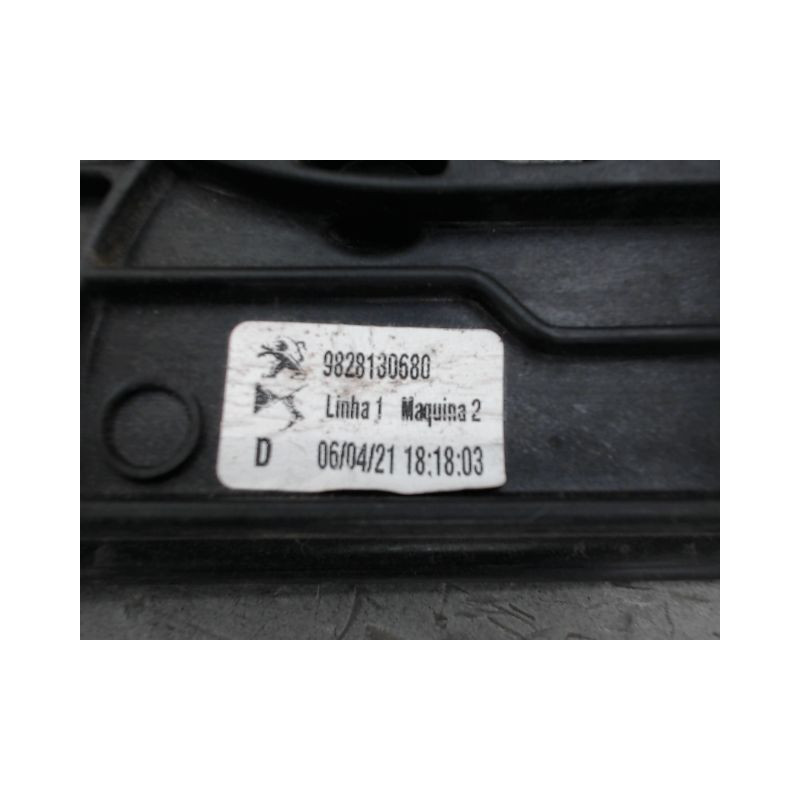 MECANISME LEVE-GLACE AVANT DROIT PEUGEOT 2008