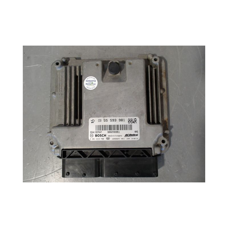 CALCULATEUR MOTEUR OPEL CORSA