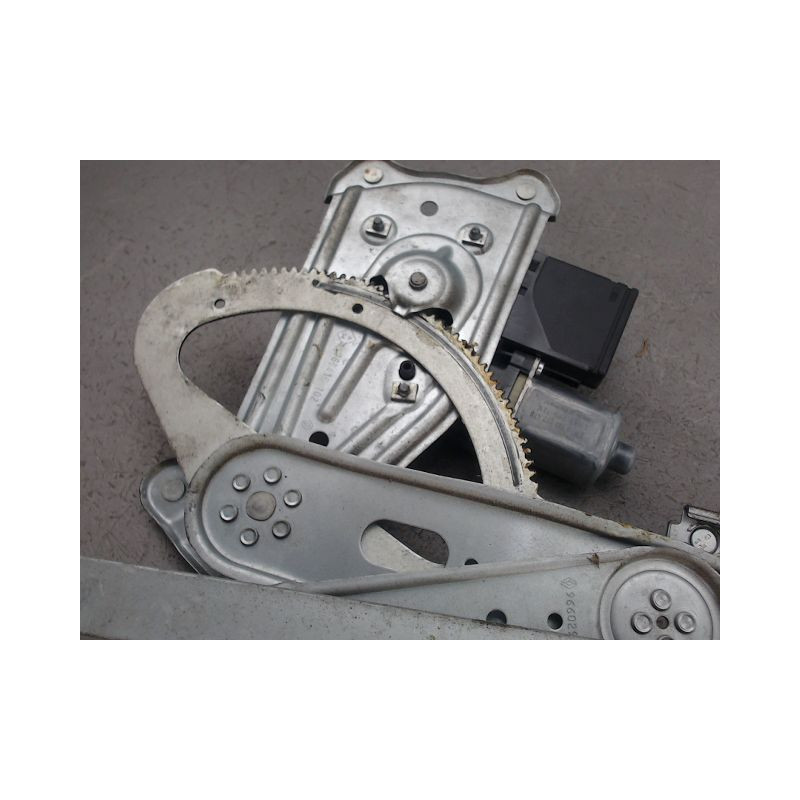 MECANISME LEVE-GLACE AVANT DROIT RENAULT MEGANE