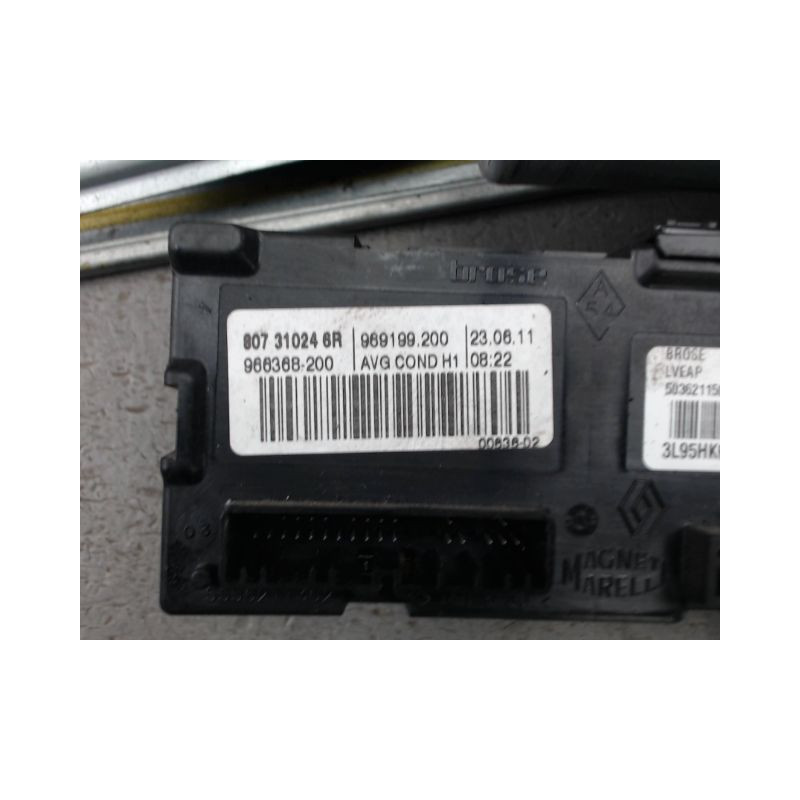 MECANISME LEVE-GLACE AVANT GAUCHE RENAULT MEGANE