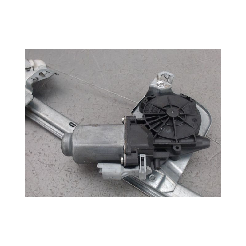 MECANISME LEVE-GLACE AVANT DROIT CITROEN C3