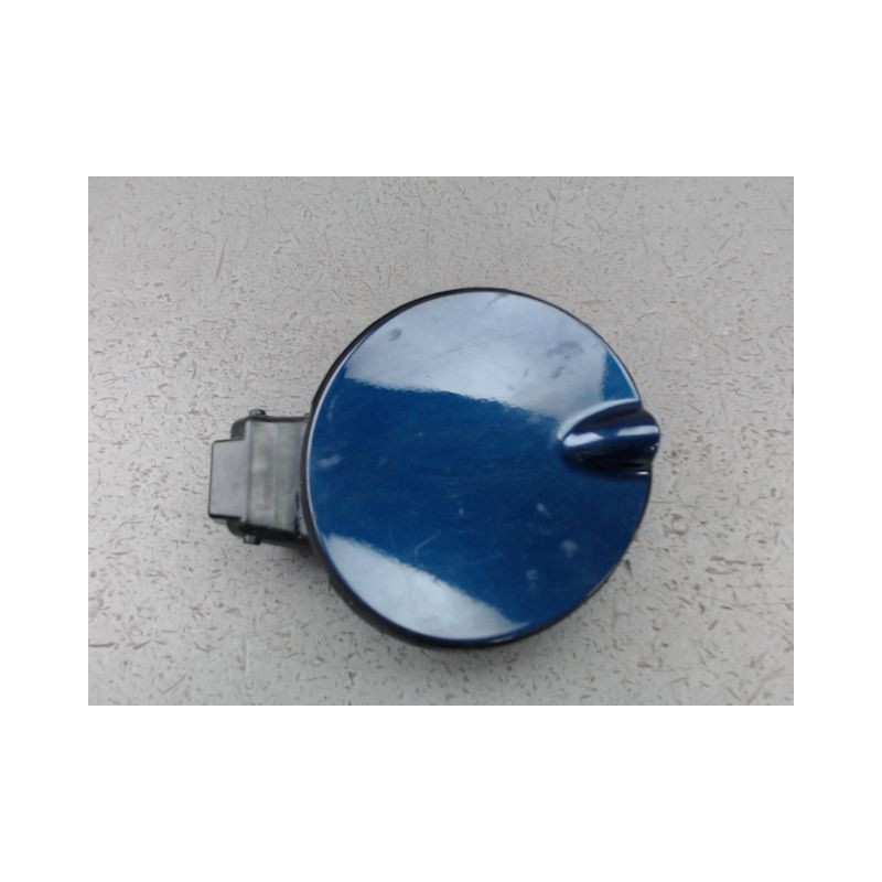 VOLET DE TRAPPE CARBURANT FORD FIESTA