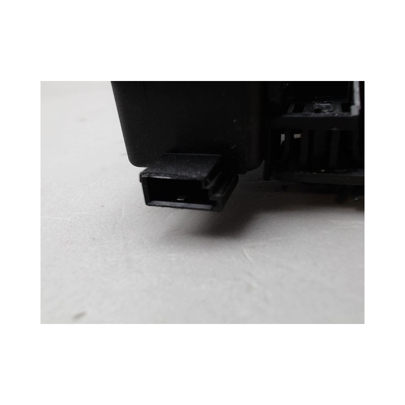 SERRURE COFFRE ARRIERE B.M.W. SERIE 5