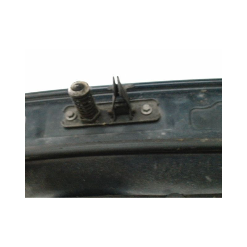 CAPOT LAND ROVER FREELAND.