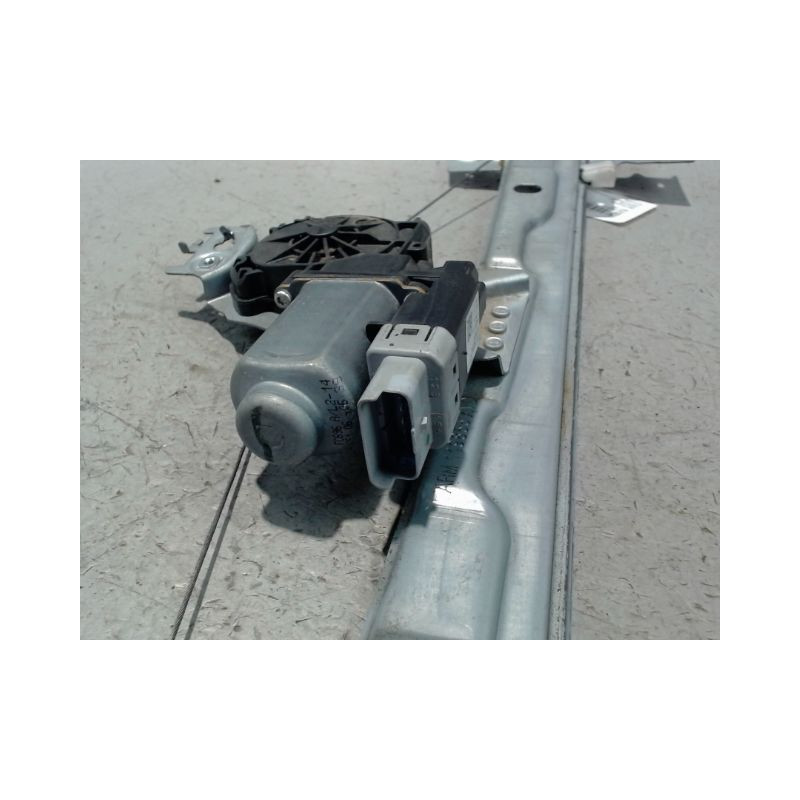 MECANISME+MOTEUR LEVE-GLACE AVANT DROIT PEUGEOT 207 3P