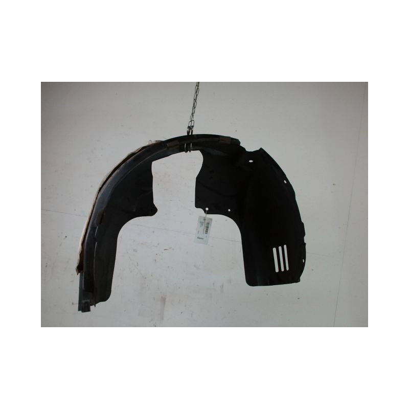 PARE-BOUE AVANT DROIT FORD FIESTA
