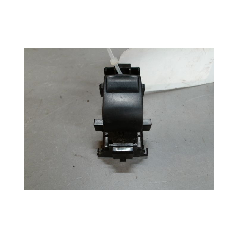 COMMANDE LEVE-GLACE PORTE AVD CITROEN C1 5P