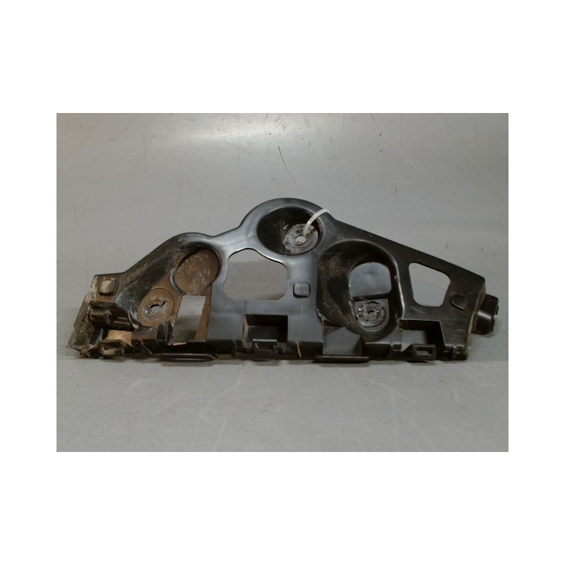 SUPPORT PARE-CHOC ARD DACIA SANDERO