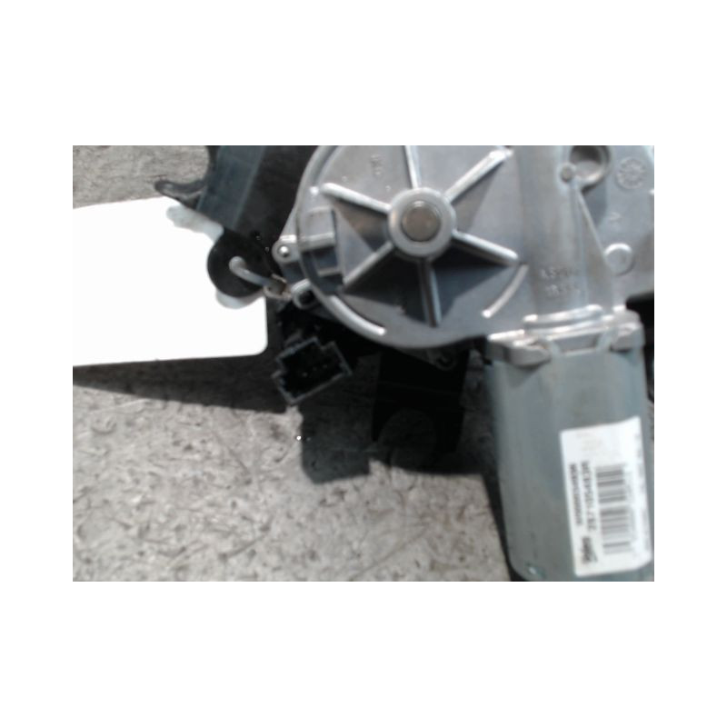 MOTEUR ESSUIE-GLACE ARRIERE RENAULT CLIO IV