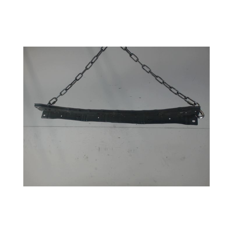 TRAVERSE INFERIEURE ARMATURE AVANT NISSAN MICRA