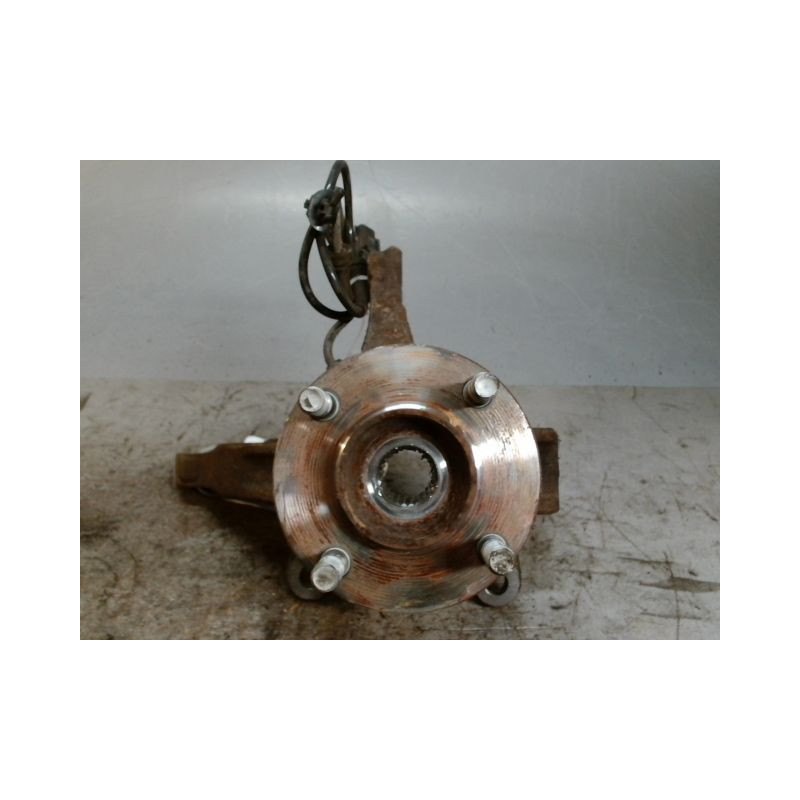 PIVOT AVANT GAUCHE NISSAN MICRA