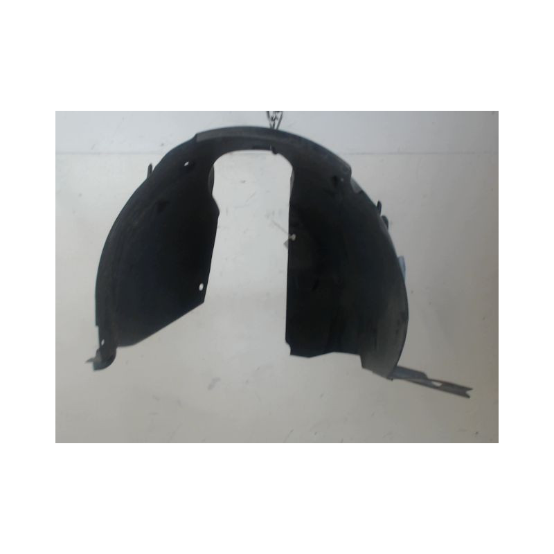 PARE-BOUE AVANT DROIT PEUGEOT 208