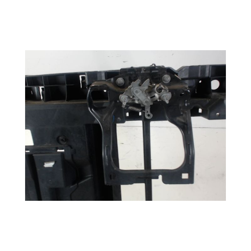 FACE AVANT PEUGEOT 208