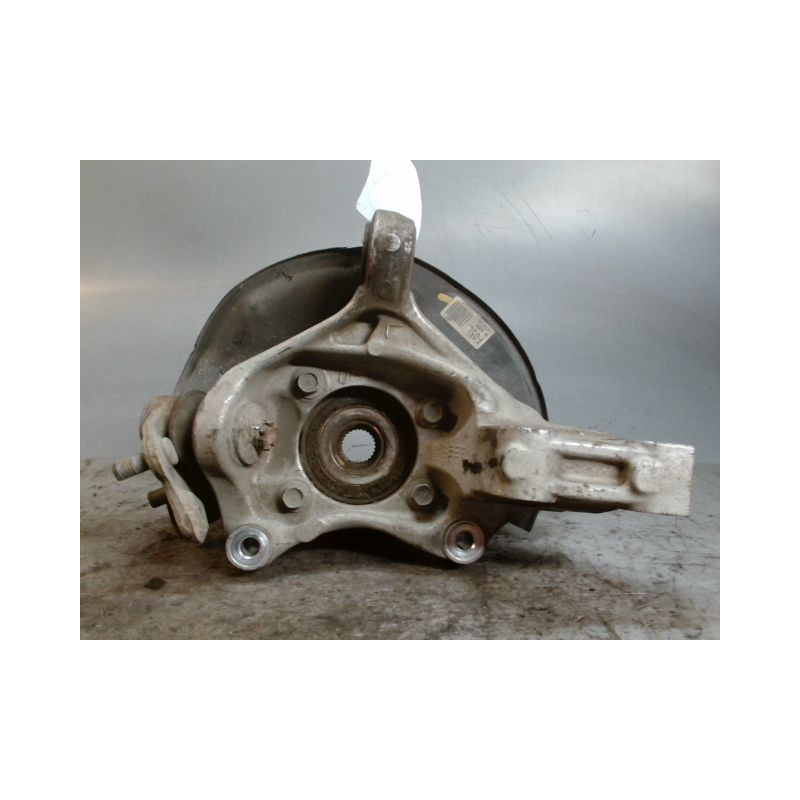 PIVOT AVANT GAUCHE LEXUS CT200H