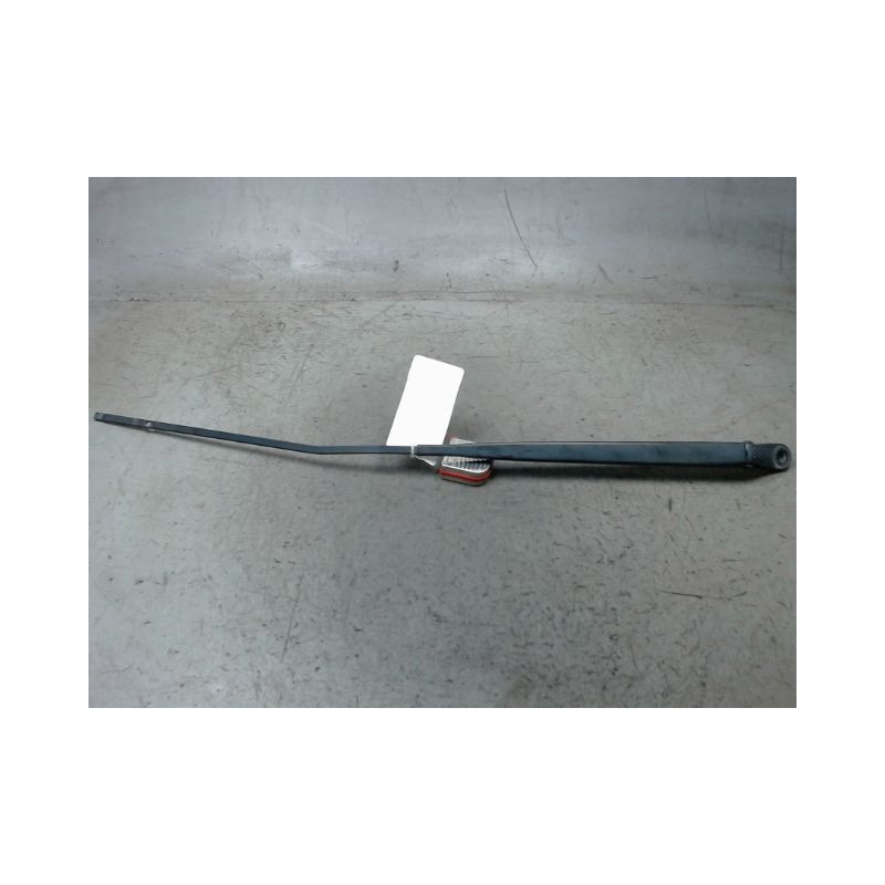BRAS ESSUIE-GLACE AVANT DROIT RENAULT CLIO III 2009-