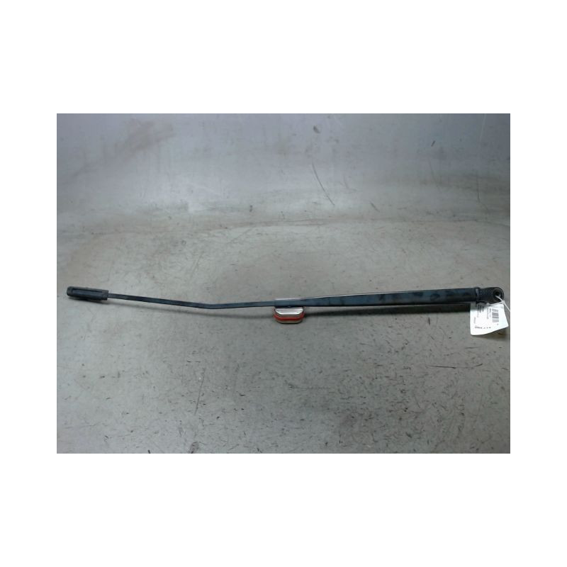BRAS ESSUIE-GLACE AVANT DROIT RENAULT CLIO III 2009-