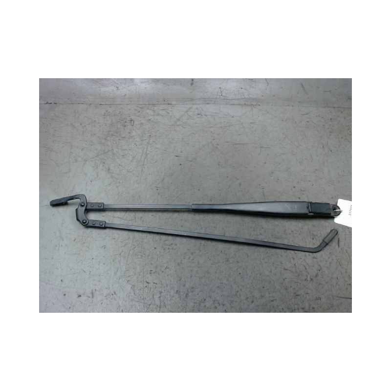 BRAS ESSUIE-GLACE AVANT TOYOTA AYGO 5P