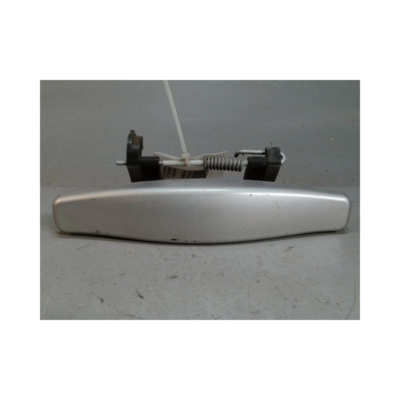 POIGNEE EXTERIEURE PORTE AVANT DROIT DACIA SANDERO 2008-