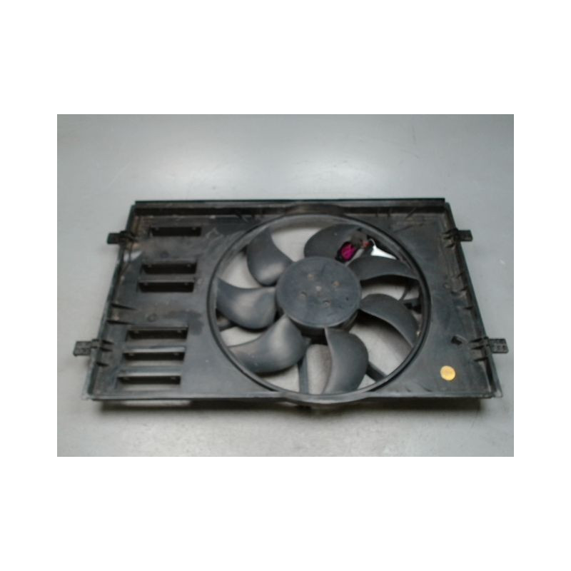 SUPPORT DE VENTILATEUR VOLKSWAGEN GOLF VII