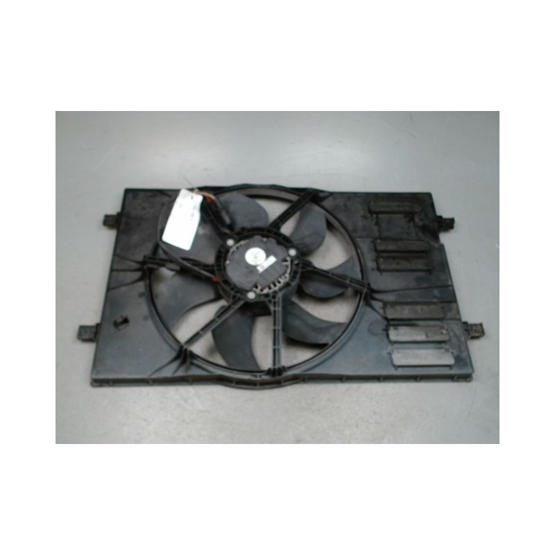 SUPPORT DE VENTILATEUR VOLKSWAGEN GOLF VII