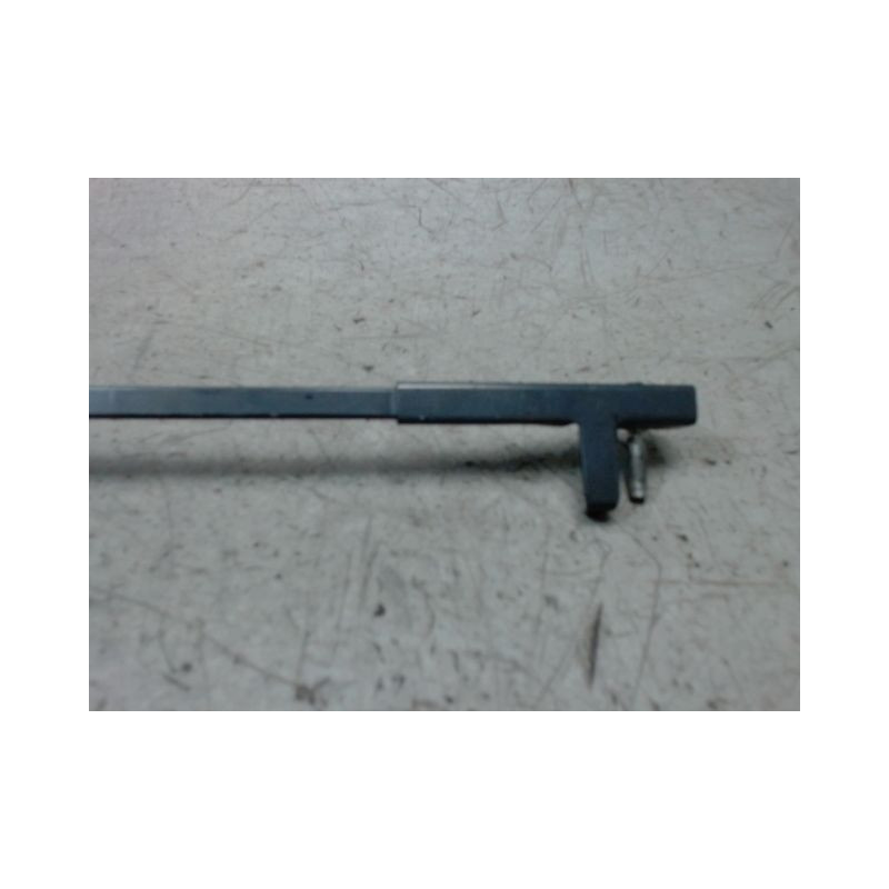 BRAS ESSUIE-GLACE AVANT GAUCHE VOLKSWAGEN POLO 02-05