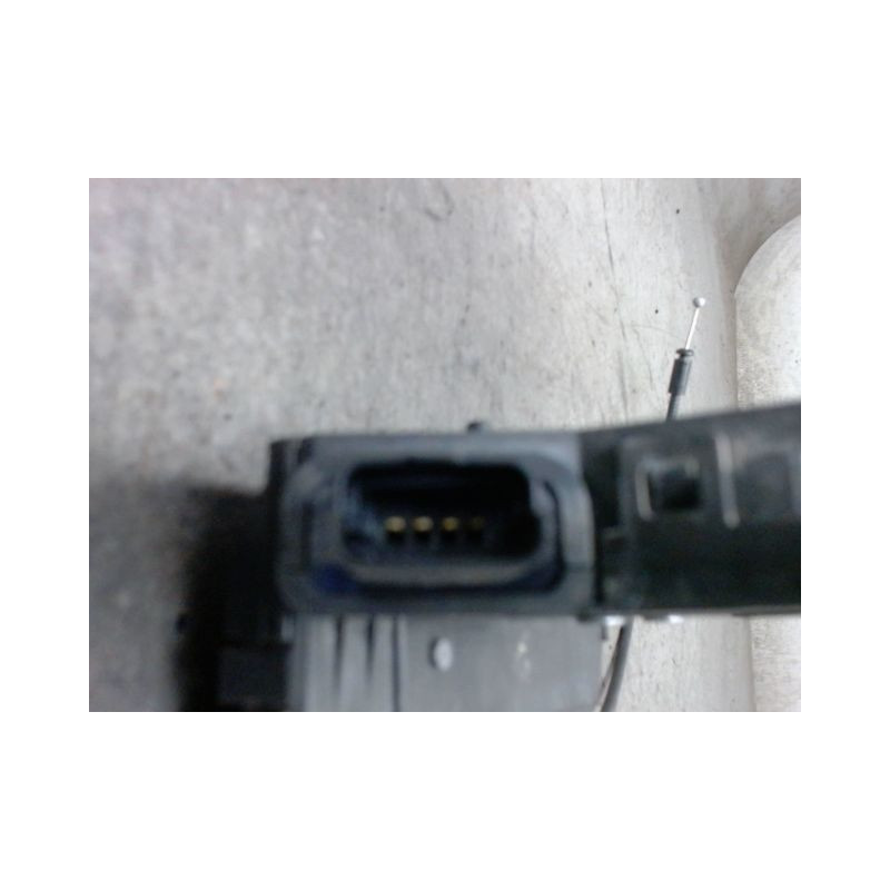 SYSTEME CONDAMNATION ARRIERE GAUCHE RENAULT CAPTUR