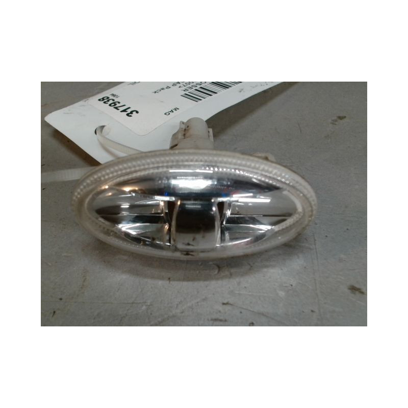 REPETITEUR AILE GAUCHE CITROEN C-CROSSER 2007-