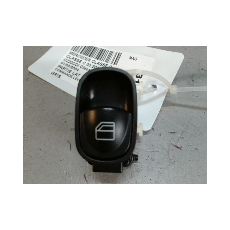 COMMANDE LEVE-GLACE PORTE ARG MERCEDES CLASSE C 2004-