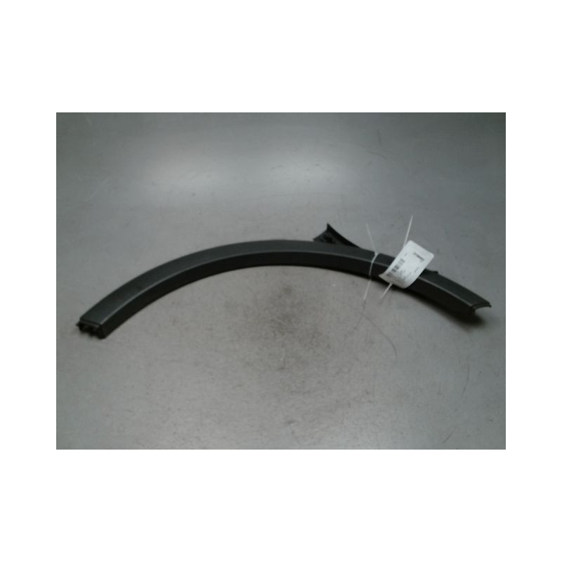 ELARGISSEUR AILE ARRIERE GAUCHE FORD KUGA -2008